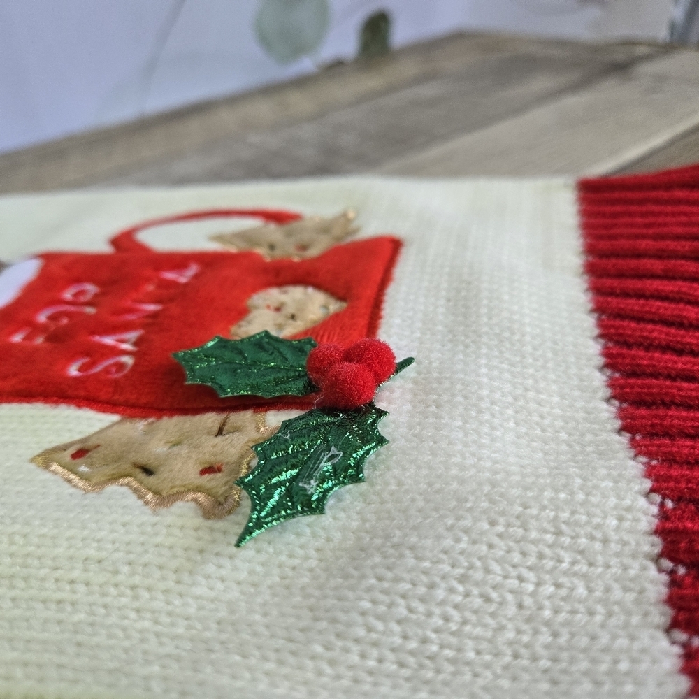 HAPPY HOWLIDAYS | NWT Dog Christmas Sweater in White/Red sz S - Picture 6 of 8